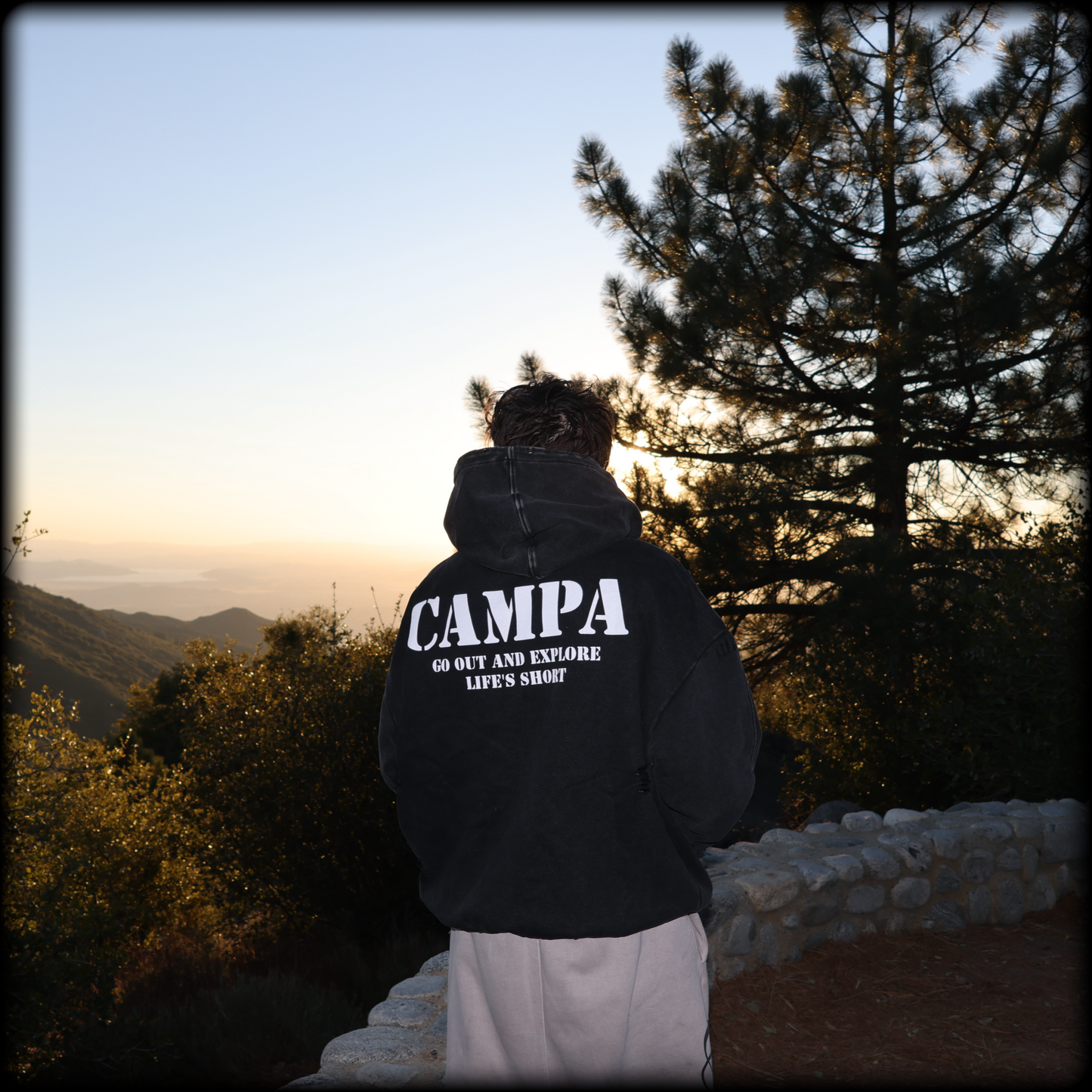 Criminal Snow Washed Distressed Panel Pocket
Hoodie